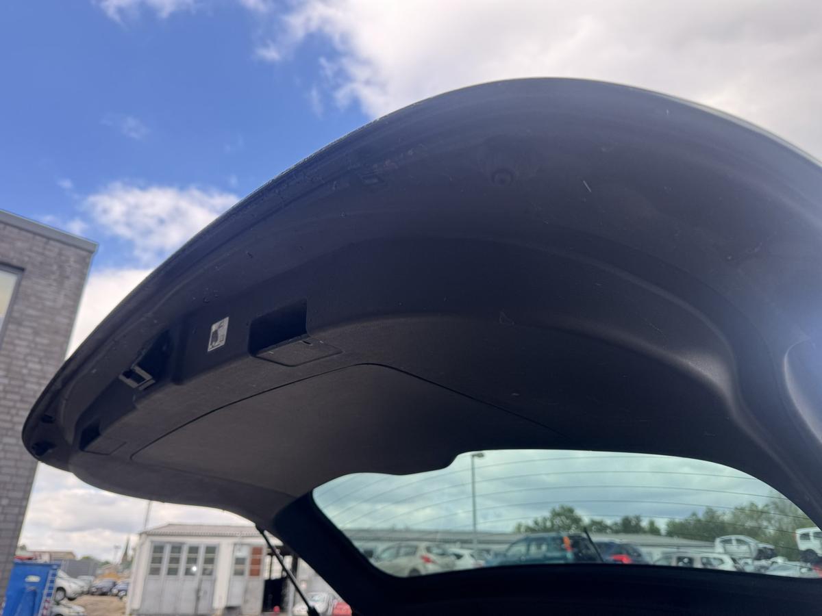 Mazda 5 CR original Heckklappe mit Heckscheibe mit Heckscheibe Schwarz Bj.2010